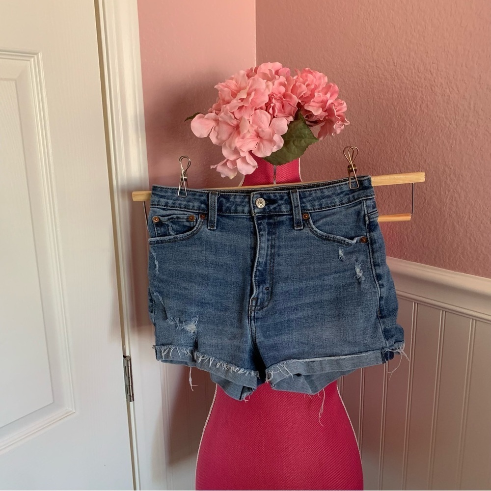Abercrombie Denim Distressed Shorts, 27”, size 4